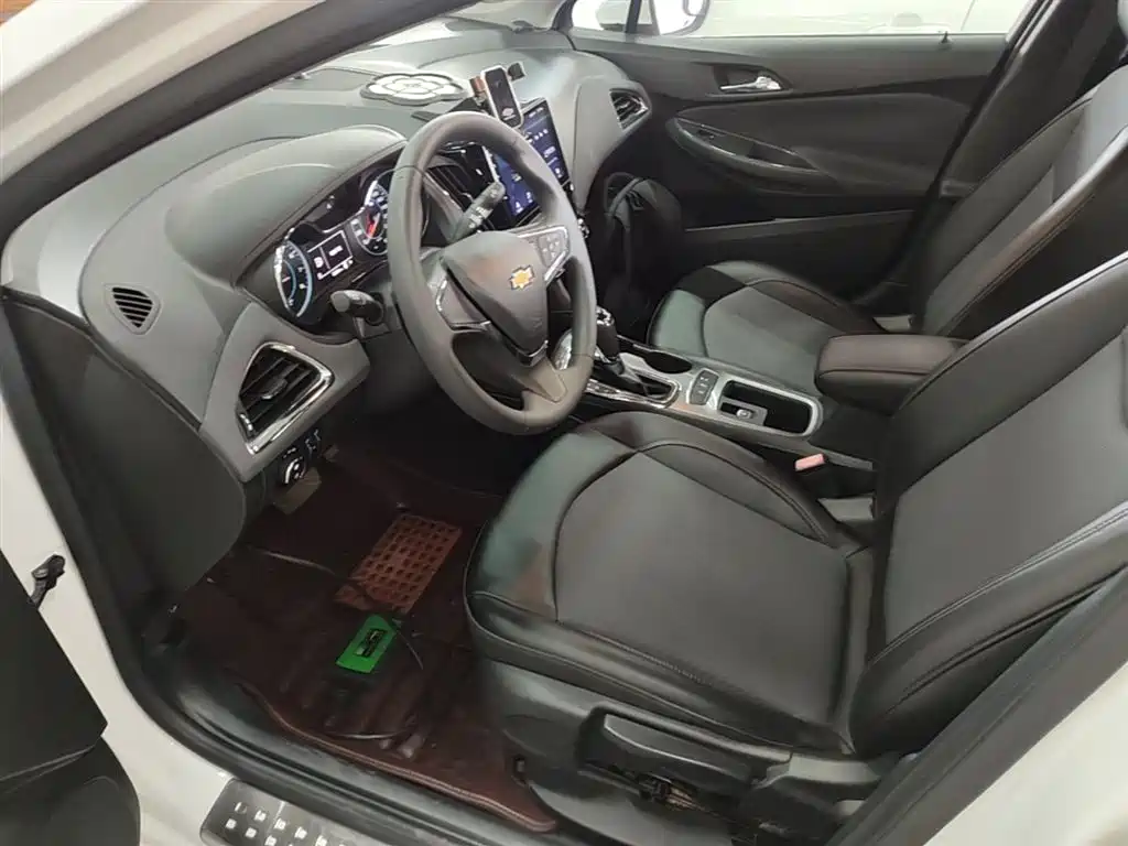 Chevrolet Cruze 2017 1.5L Automatic Stylish фото 15