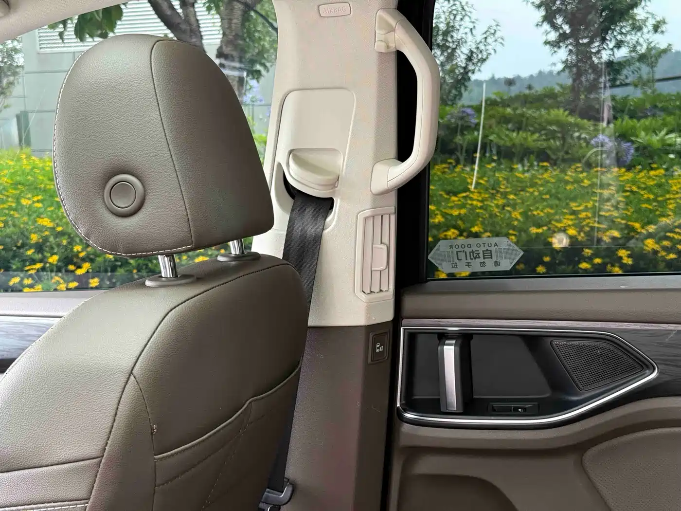 Volkswagen Viloran 2023 330TSI Luxury Edition фото 22