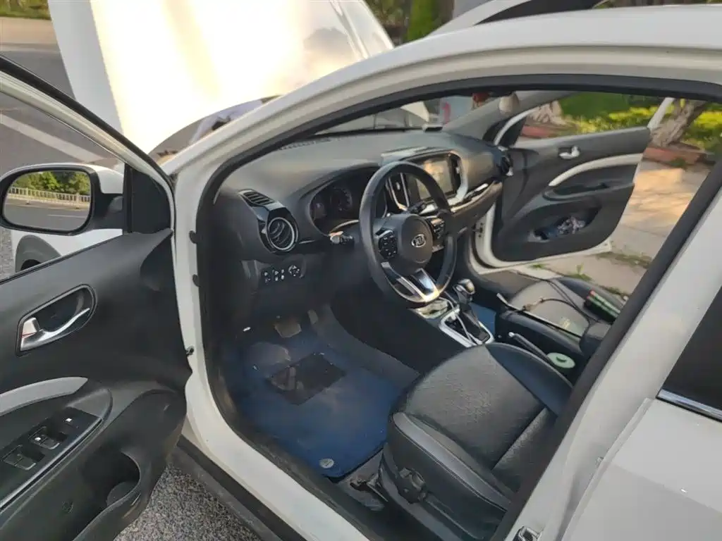 Kia KX1 2019 1.4L Automatic Fun Edition China VI фото 14