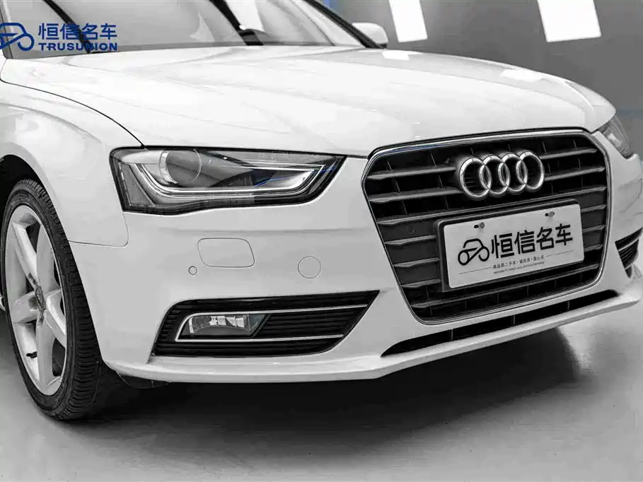 Фото 9 - Audi A4L