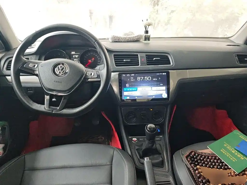 Volkswagen Lavida 2018 Classic 1.5L Manual Comfort China VI фото 10