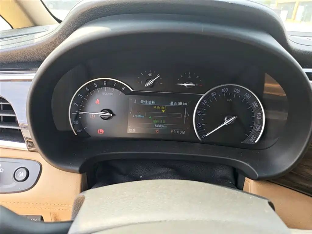 Buick GL8 2017 ES 28T Flagship China V фото 8