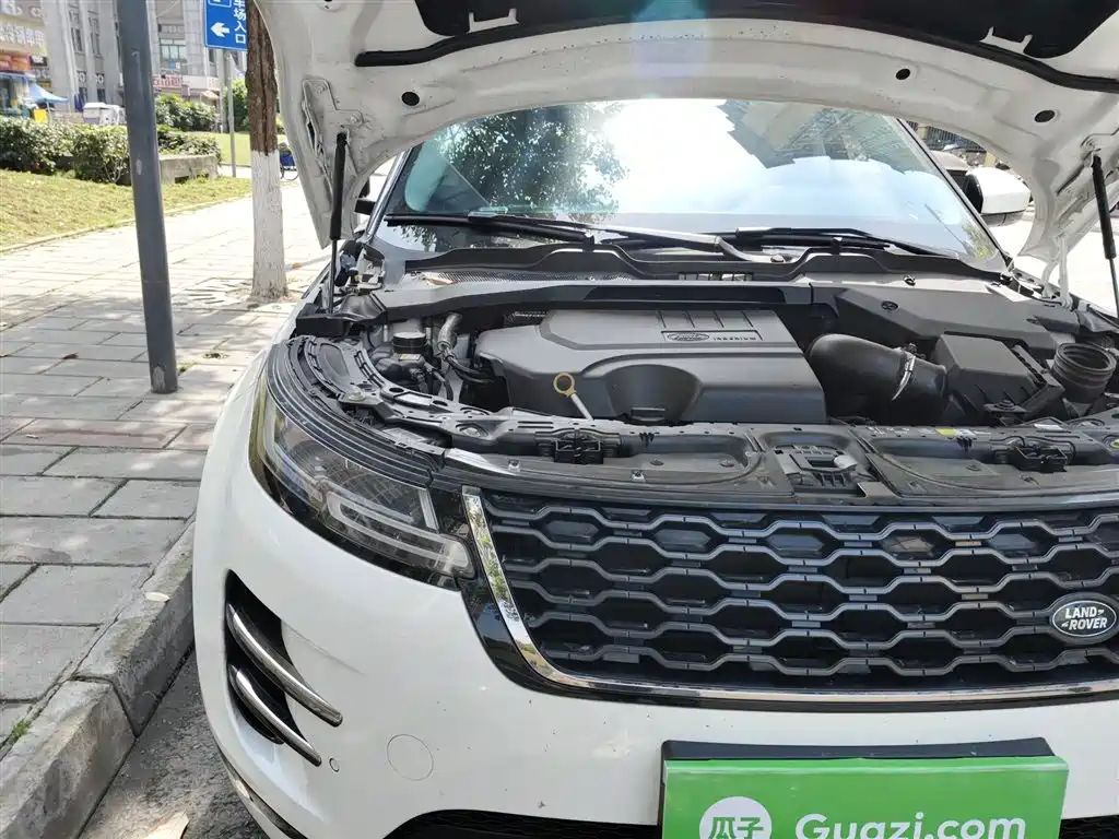 Land Rover Range Rover Evoque 2021 Range Rover Evoque L 249PS R-Dynamic HSE Luxury Edition фото 21