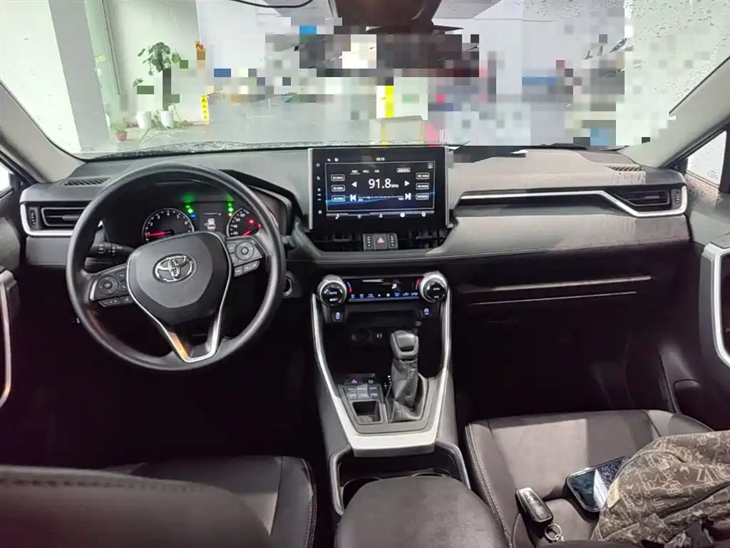 Toyota Wildlander 2020 2.0L CVT AWD Luxury Edition фото 10