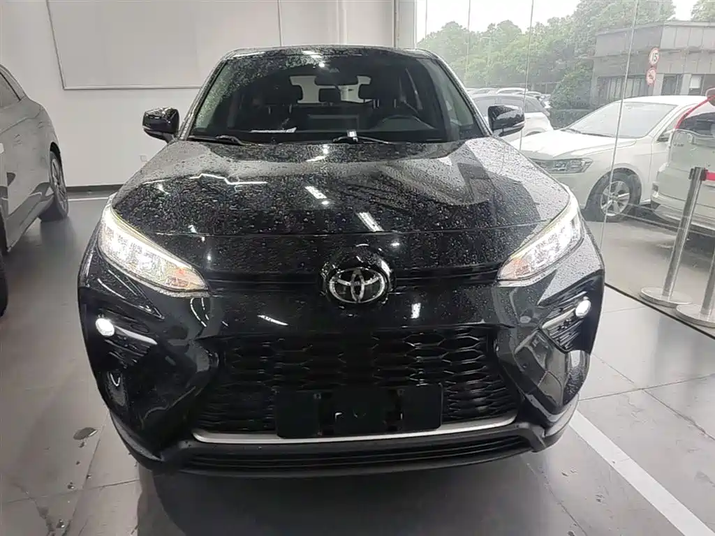 Toyota Wildlander 2020 2.0L CVT AWD Luxury Edition фото 3