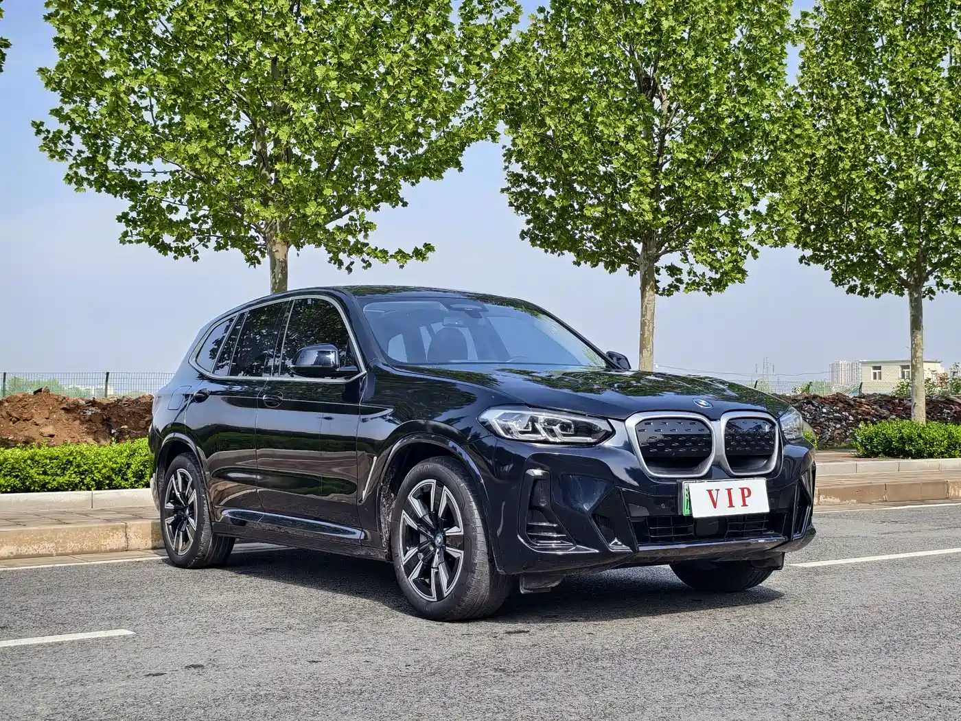 BMW IX3