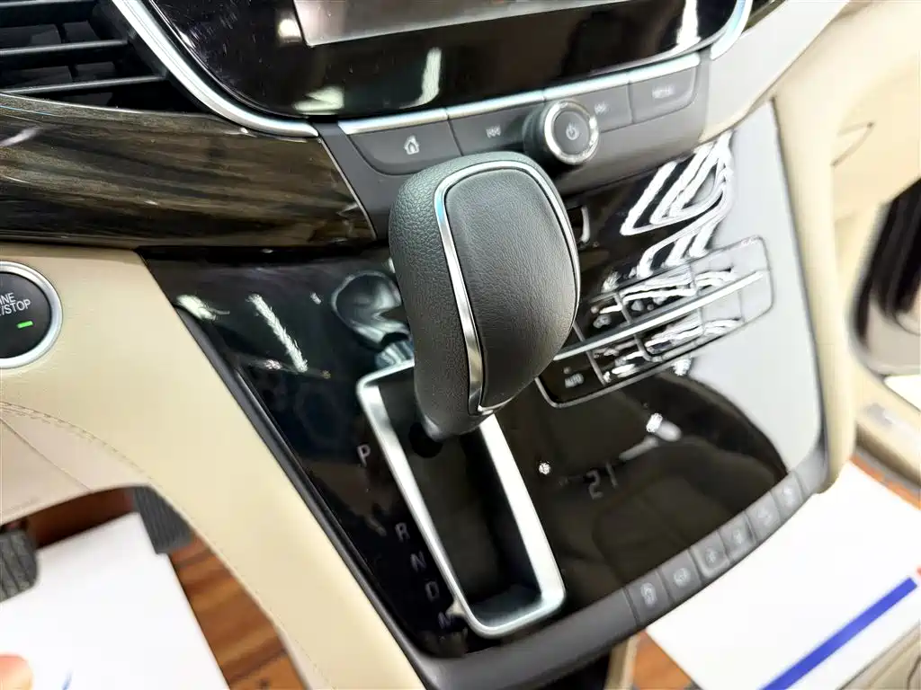 Buick GL8 2018 ES 28T Flagship Type China VI фото 12