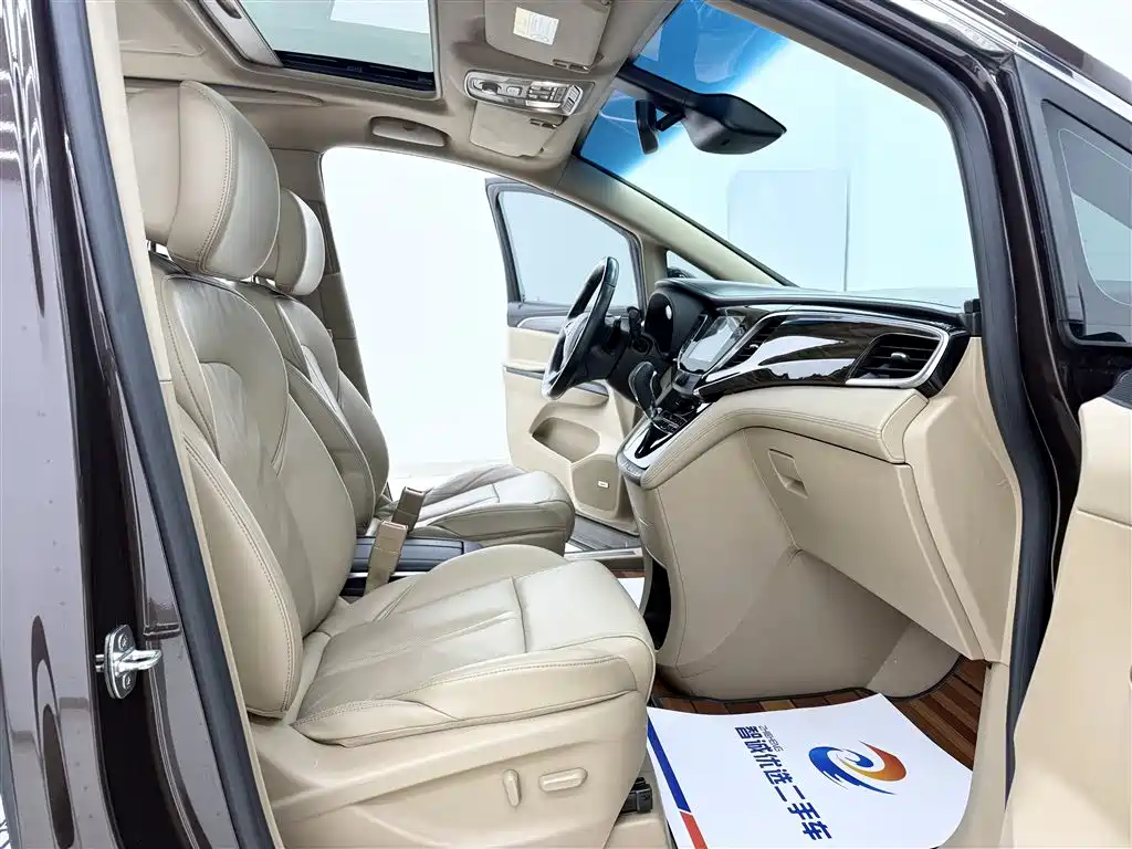Buick GL8 2018 ES 28T Flagship Type China VI фото 6