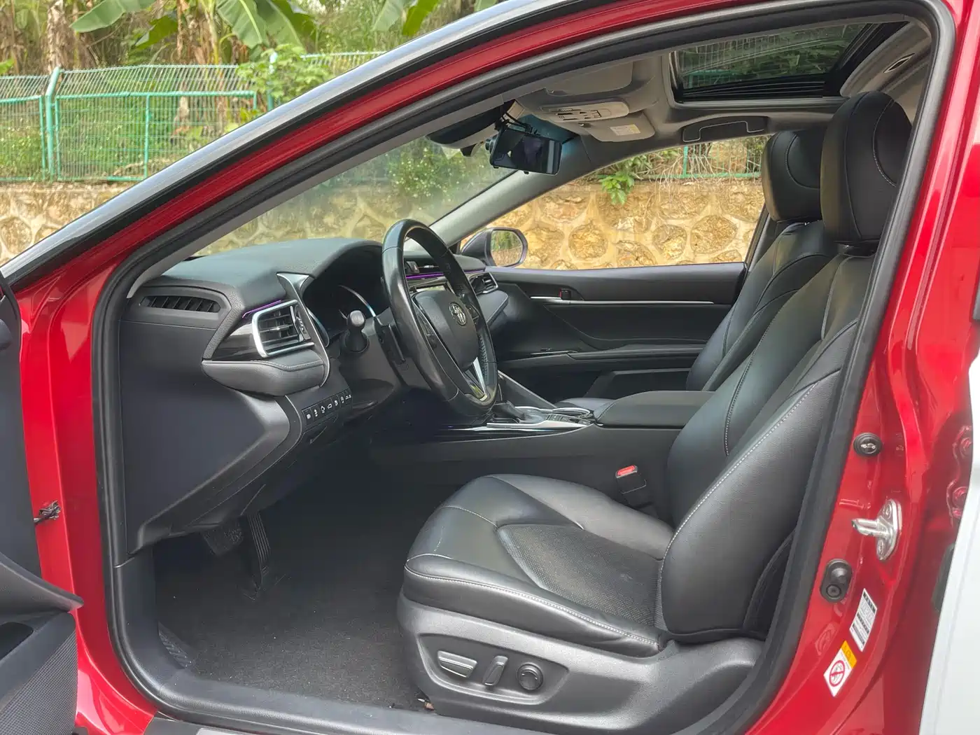 Toyota Camry 2018 2.5S Trend Edition фото 4
