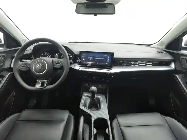 MG MG5 2022 180DVVT Manual Youth Luxury Edition — фото 5