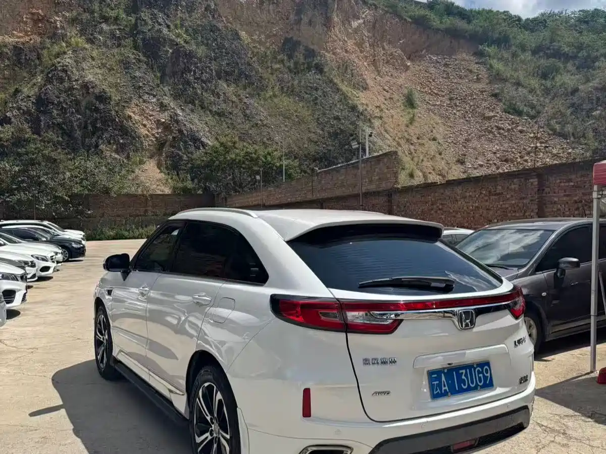 Honda UR-V 2018 2017 370TURBO 2WD Premium Edition China V