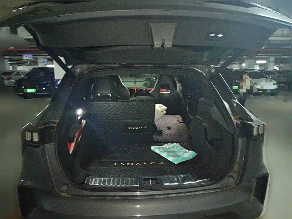 Lynk & Co 06 2023 Remix 1.5T Power Halo фото 15