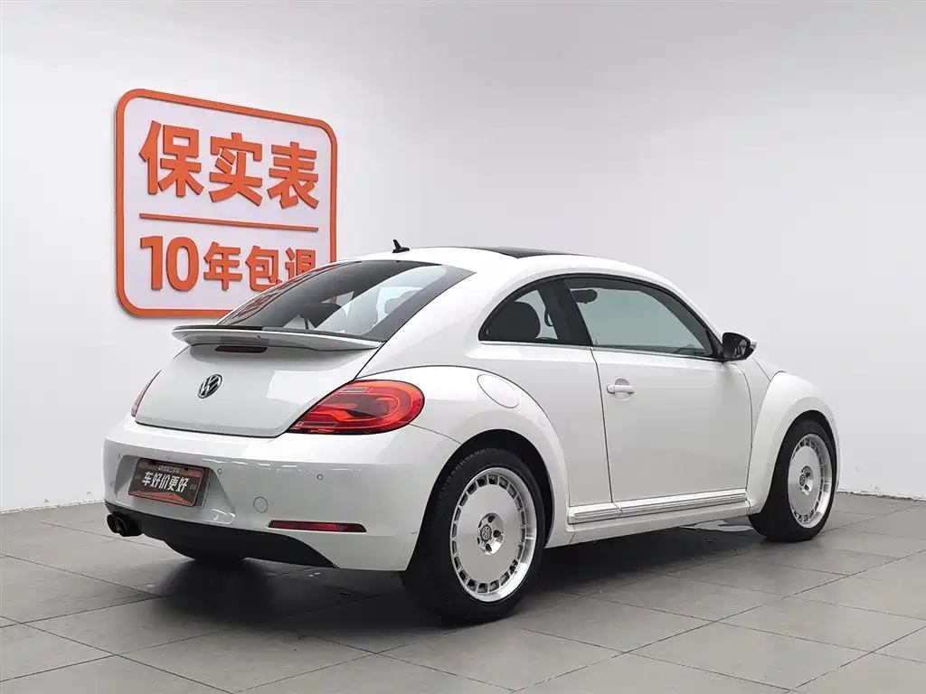 Volkswagen Beetle 2014 1.4TSI Comfort Edition фото 2
