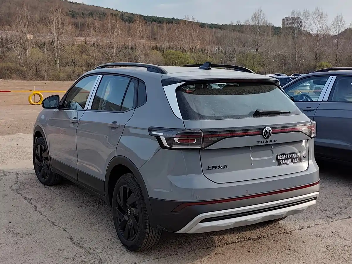Volkswagen Tharu 2026 XR 1.5L RX Edition фото 4