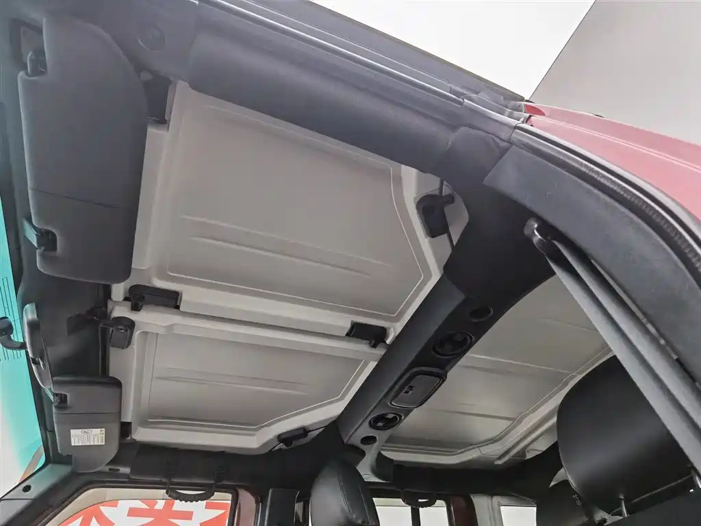 BAIC ORV Beijing Offroad BJ40 2016 Model 40L 2.3T Automatic 2WD Premium фото 14