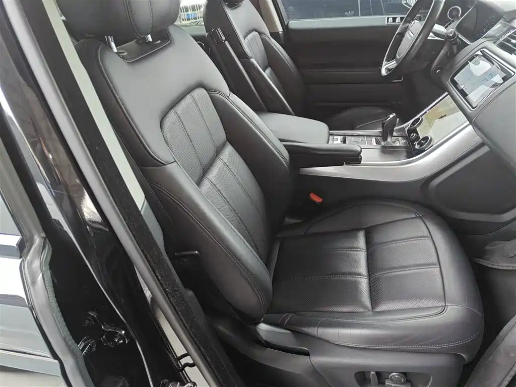 Land Rover Range Rover Sport 2021 3.0 L6 SE фото 25