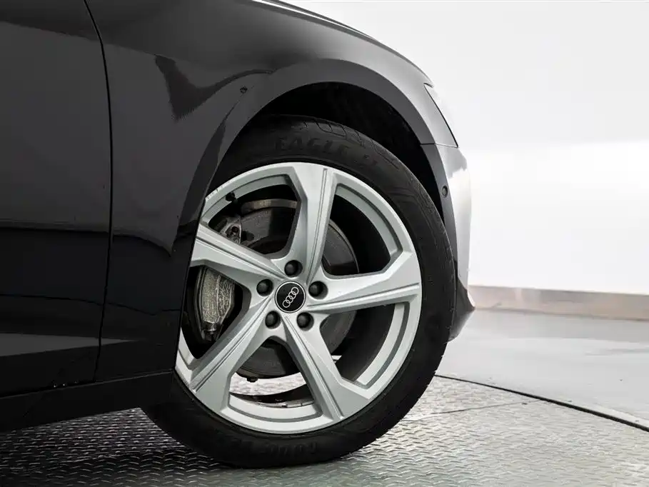 Audi A6L 2023 45 TFSI quattro Premium Elegance фото 19