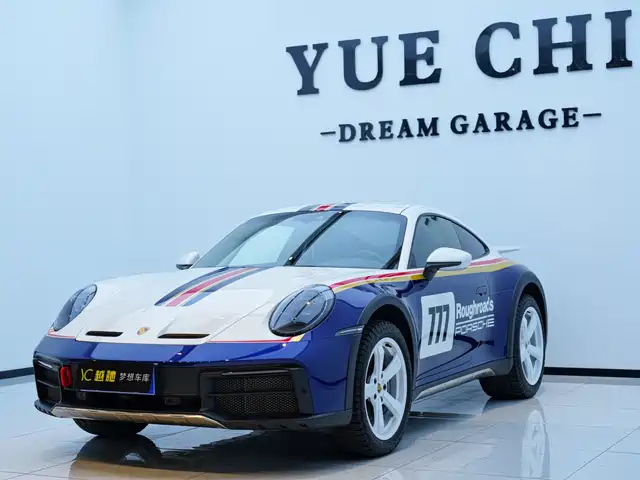 PORSCHE 911 2024