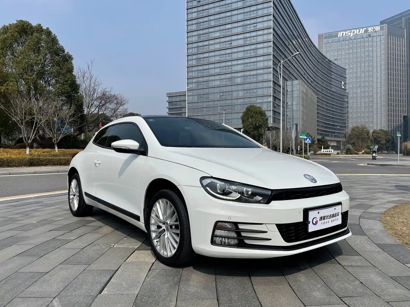 Volkswagen Scirocco 2015 2.0TSI Luxury Edition фото 3