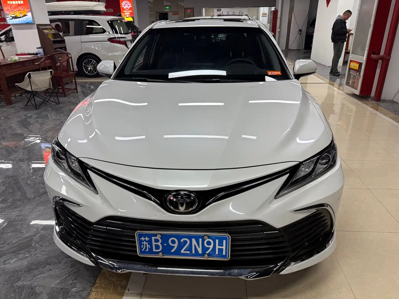 Toyota Camry 2023 2.0G Luxury Edition фото 2
