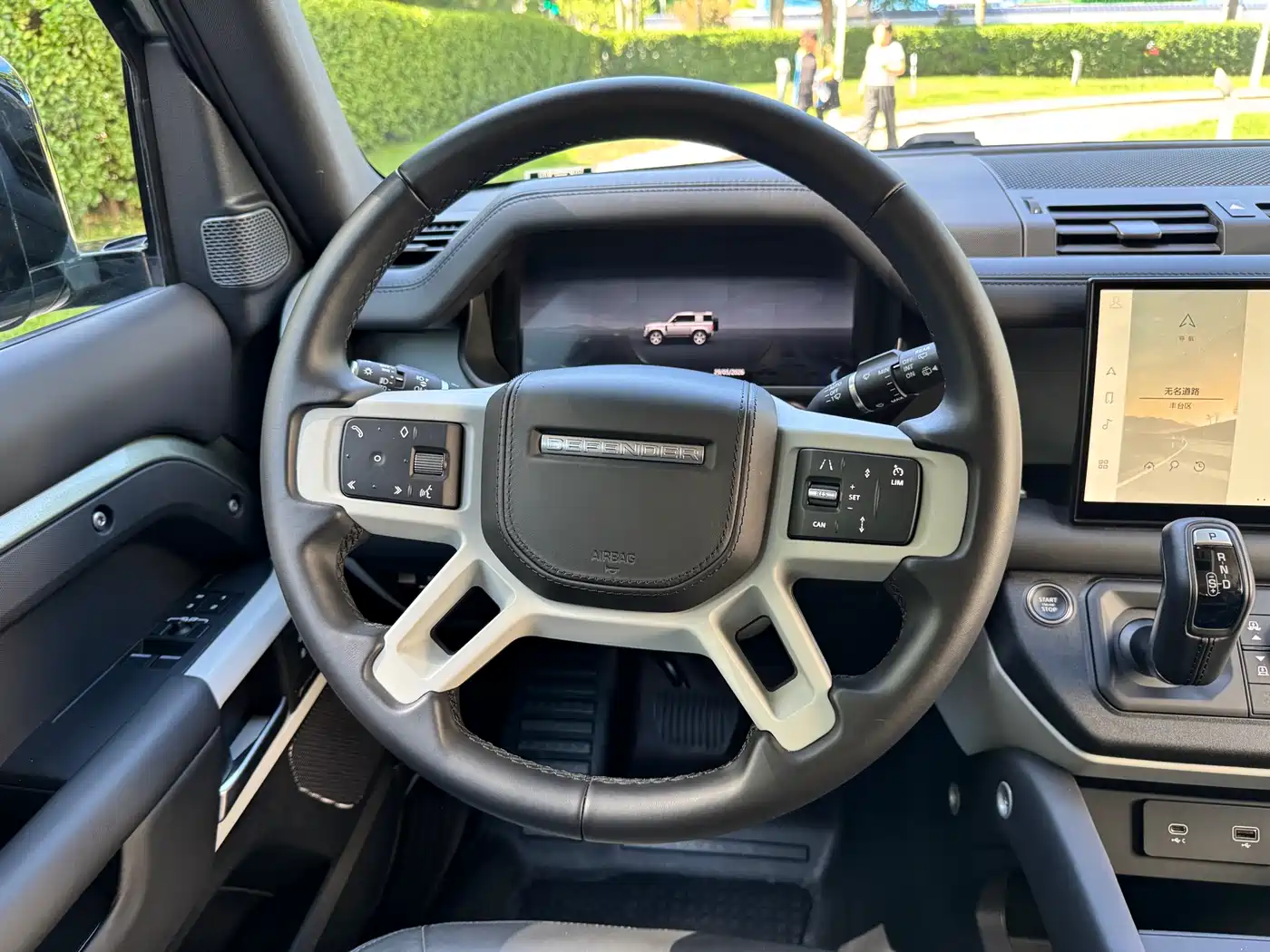 Land Rover Defender 2024 90 3.0T P400 HSE фото 11