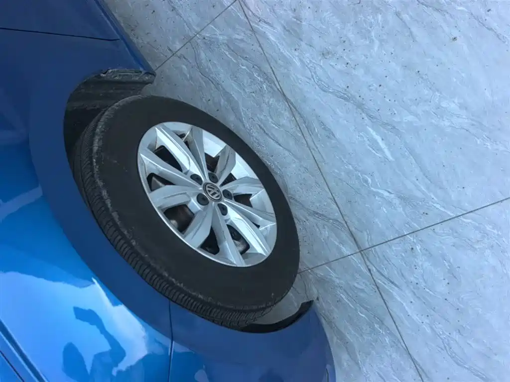 Volkswagen Polo 2019 Plus 1.5L Automatic Colorful Tech Edition фото 23