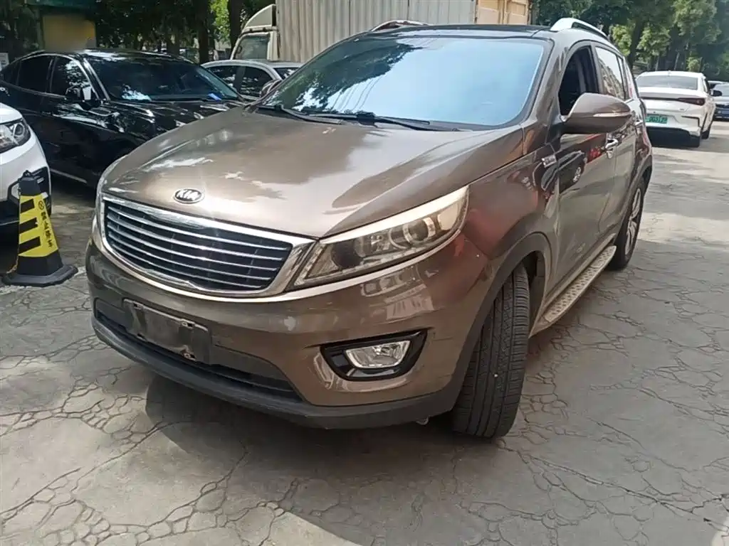 Kia Sportage 2015 2.0L Automatic 2WD DLX фото 2