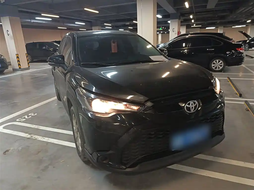 Toyota Frontlander 2024 2.0L CVT Elite Edition фото 22