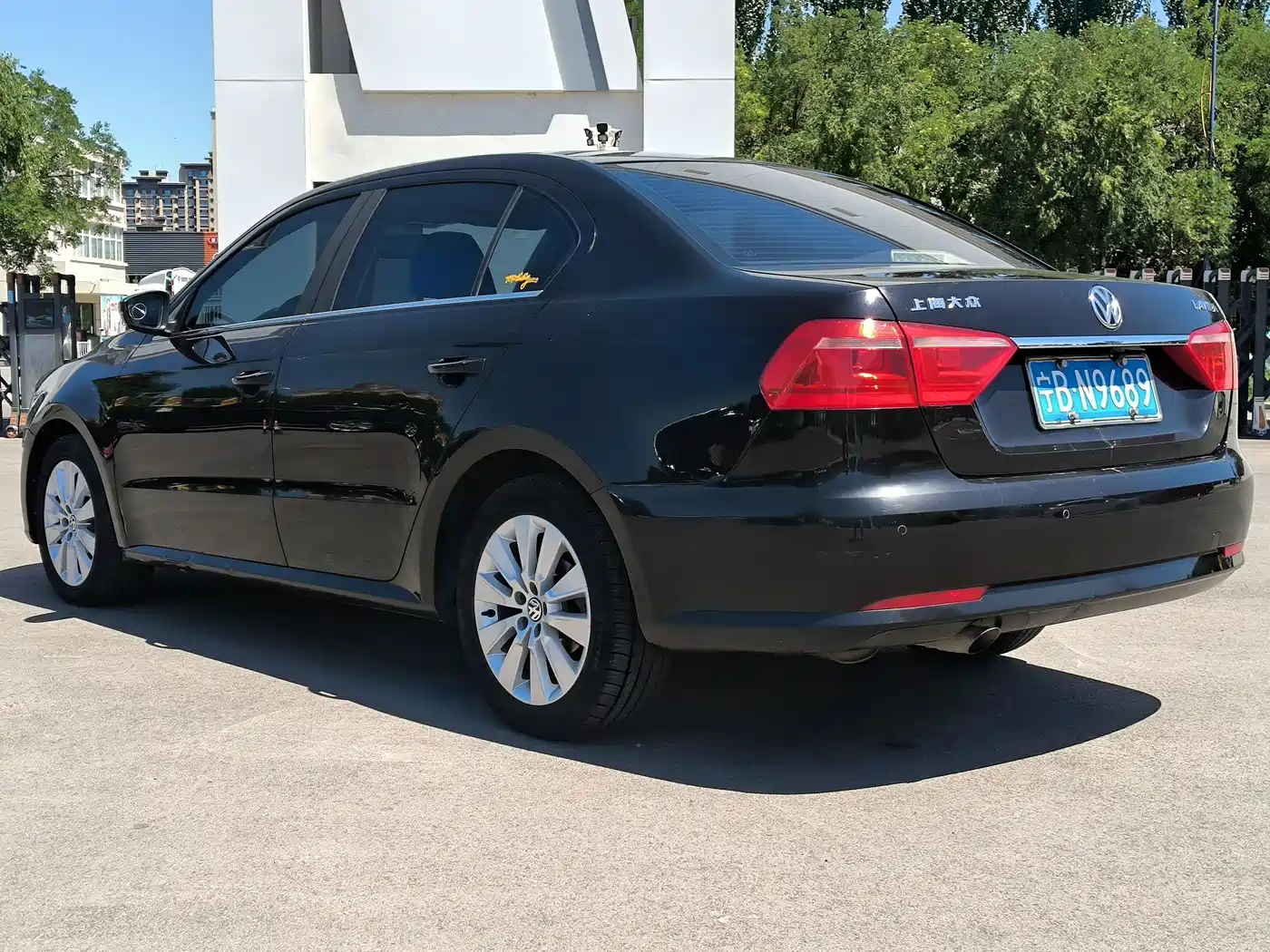 Volkswagen Lavida 2013 2013 1.6L Automatic Luxury Edition