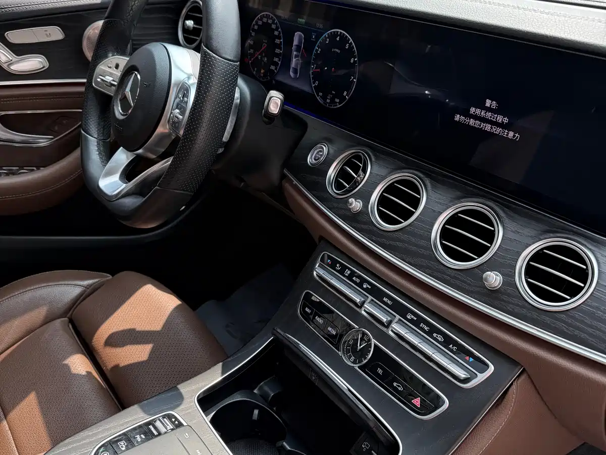 Mercedes-Benz E-Class 2020 Model E 260 L Sport фото 14
