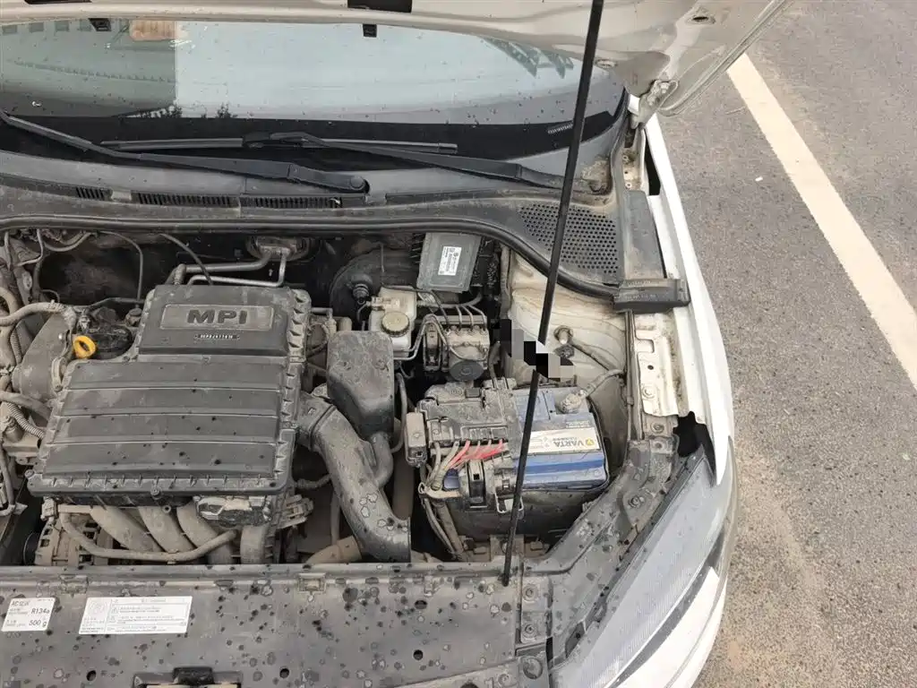 Volkswagen Jetta 2013 1.6L Manual Comfort фото 23