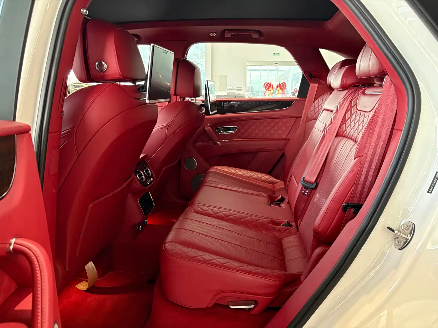 Bentley Bentayga 2018 2017 6.0T Standard Edition