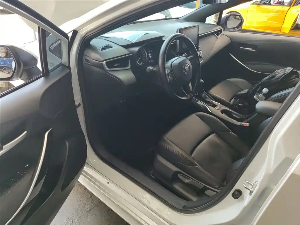Toyota Levin 2022 Dual Engine 1.8H E-CVT Luxury Edition фото 16