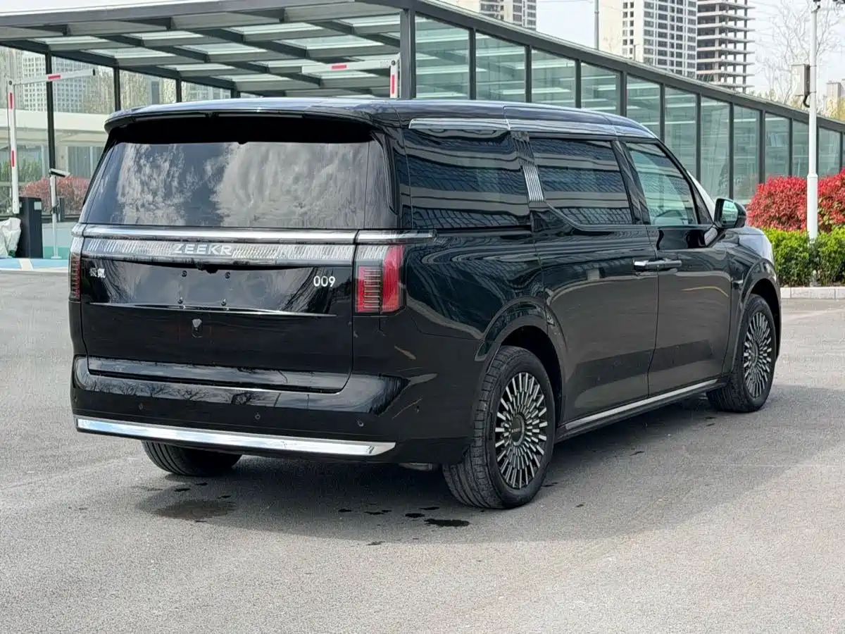 ZEEKR EXTREME KRYPTON 009