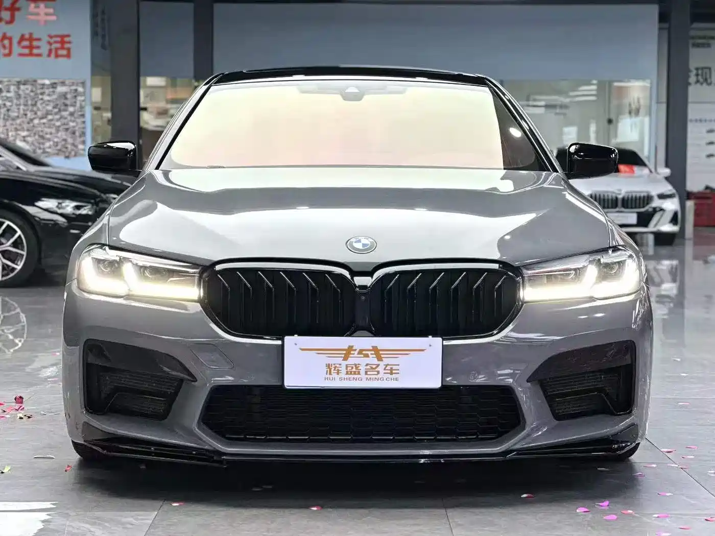 BMW 5 Series 2021 530Li Premium M Sport Package фото 2