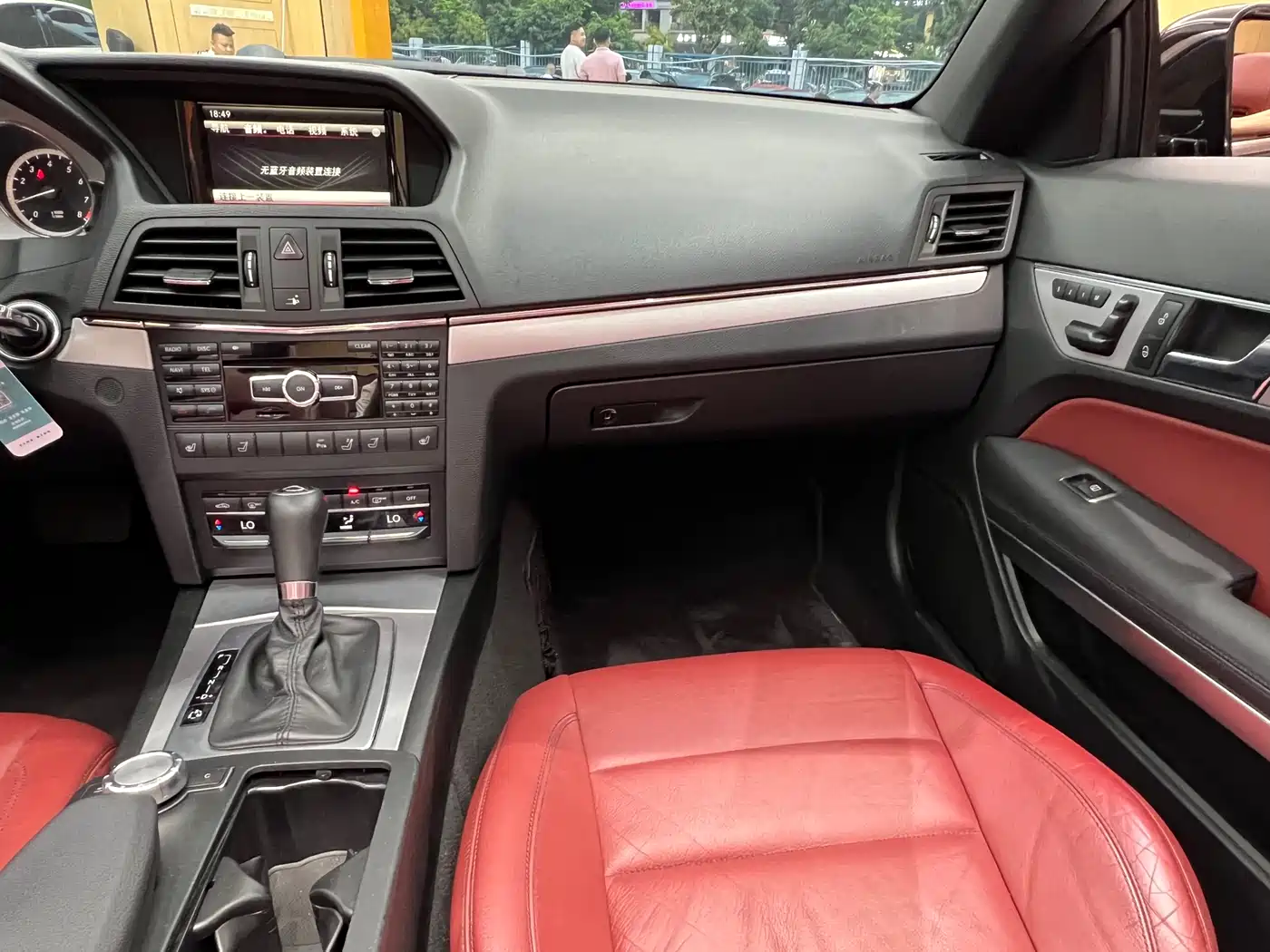 Mercedes-Benz E-Class (Import) 2012 E 260 CGI Convertible фото 34