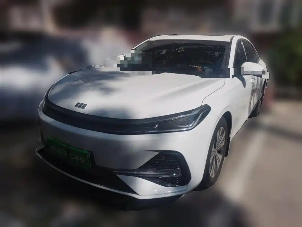 Geely Galaxy Galaxy A7 2025 EM-i 150km Premium Edition