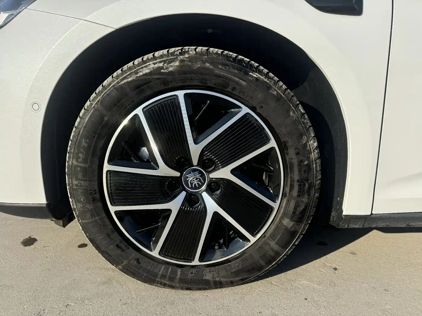 BYD Qin L 2025 DM-i Smart Drive Edition 120KM Surpassing фото 4