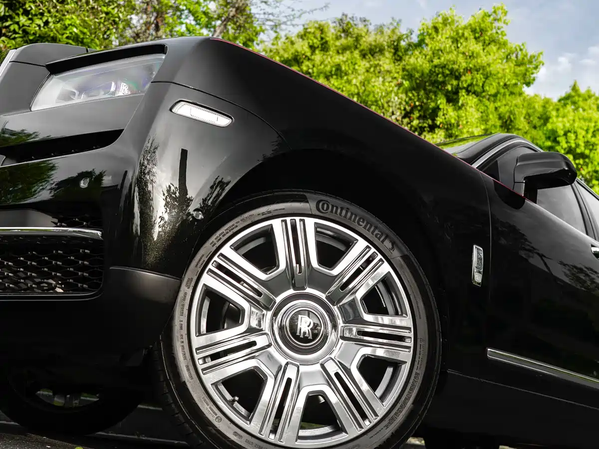 ROLLS-ROYCE CULLINAN