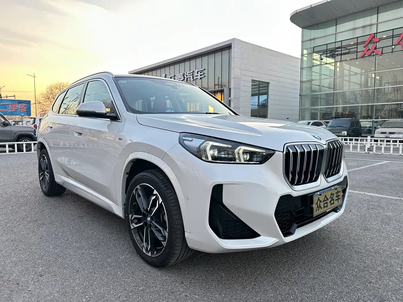 BMW X1 2023 sDrive25Li M Sport Package фото 3