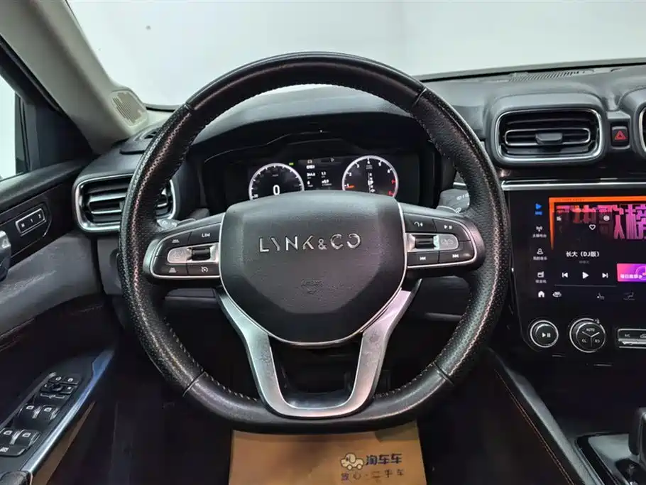 Lynk & Co 02 2019 High Energy Edition 2.0T Automatic 2WD Power Pro China VI фото 15