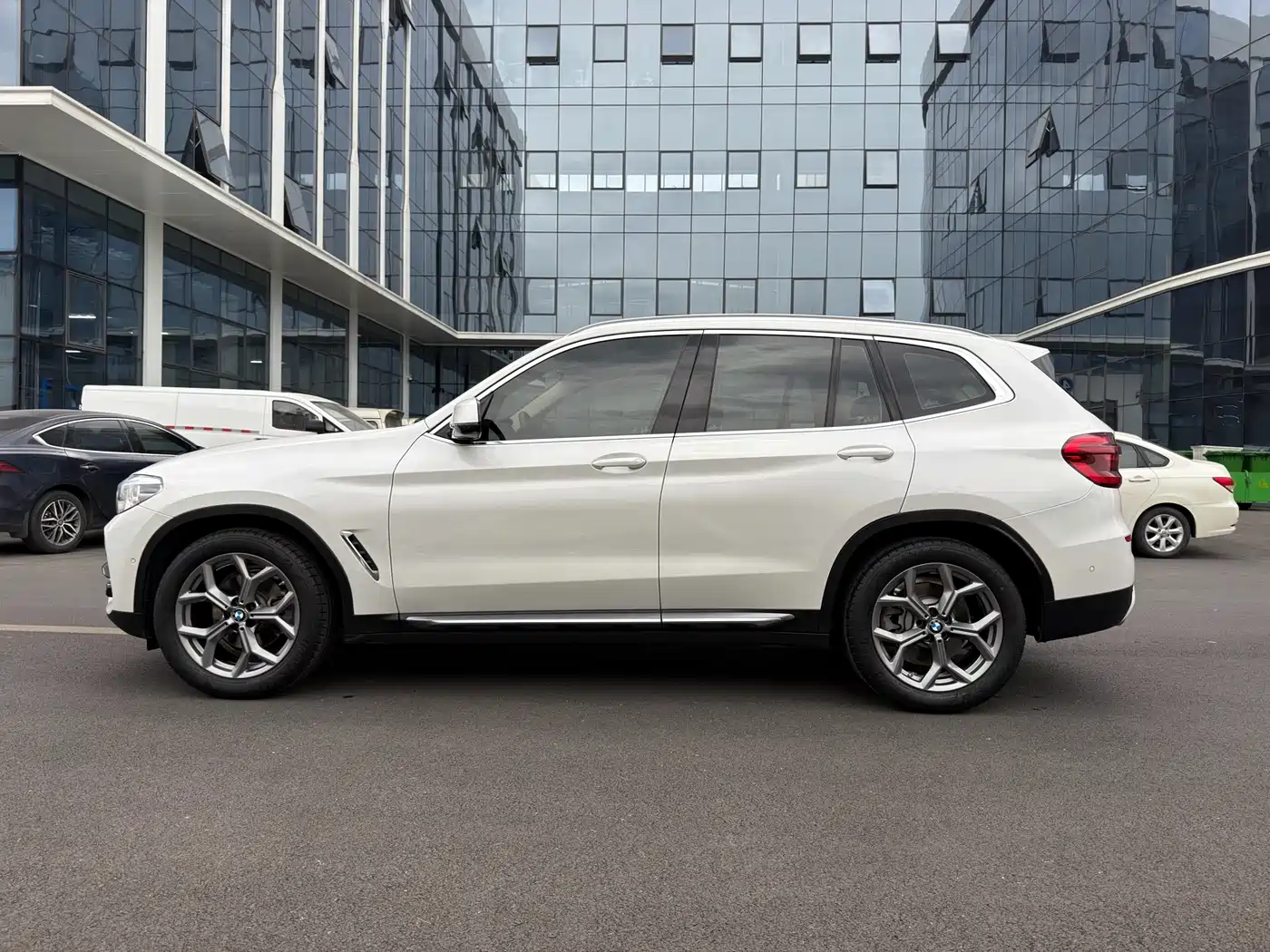 BMW X3 2021 xDrive28i Luxury Package фото 3