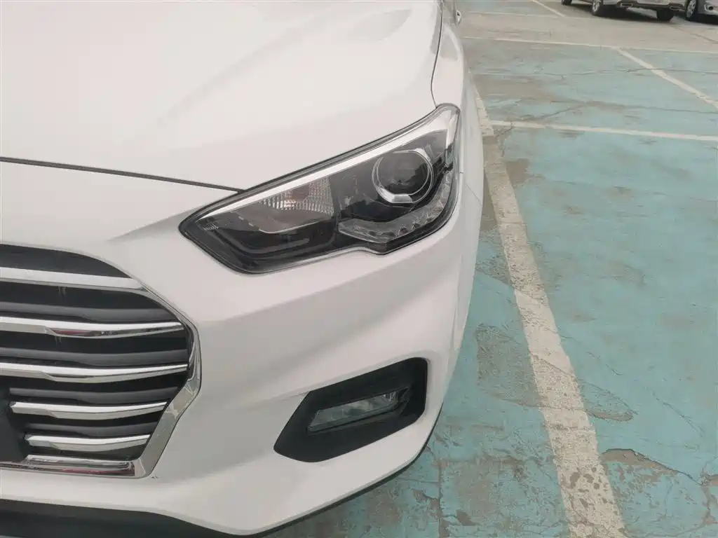 Hyundai Beijing Hyundai ix35 2019 2.0L Automatic 2WD Zhiyong·Enjoy China V фото 18