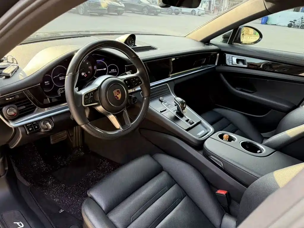 Porsche Panamera 2017 Panamera 3.0T фото 6