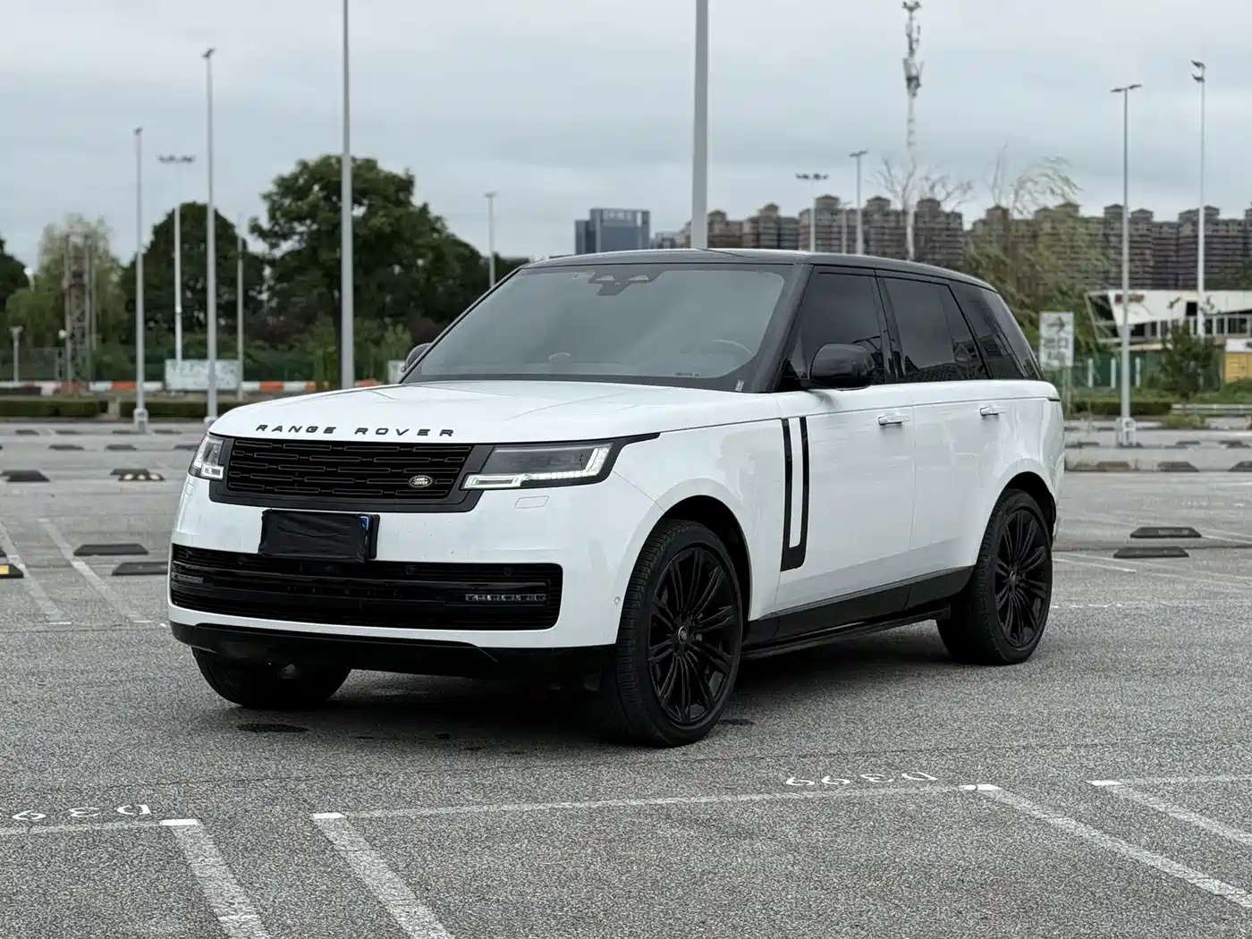 Фото 1 - Land Rover Range Rover