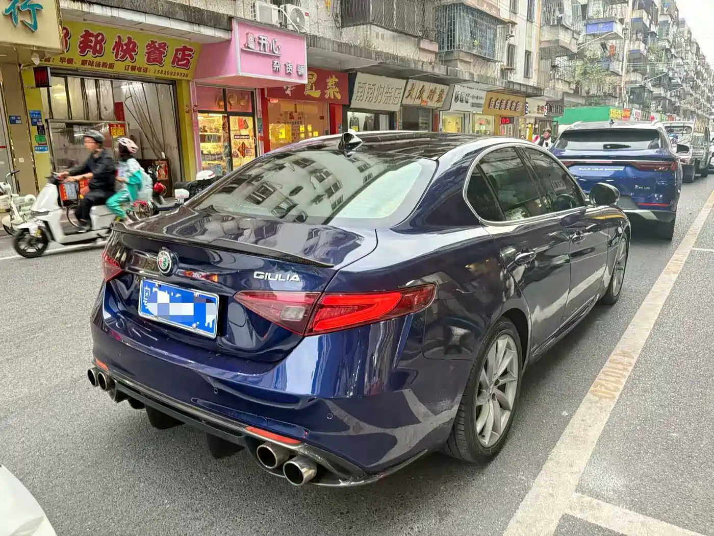 Alfa Romeo Giulia 2019 2017 2.0T 200HP Luxury Edition