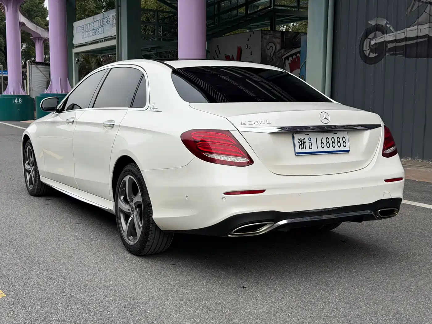 Mercedes-Benz E-Class 2019 Facelift E 300 L Sport Fashion фото 9