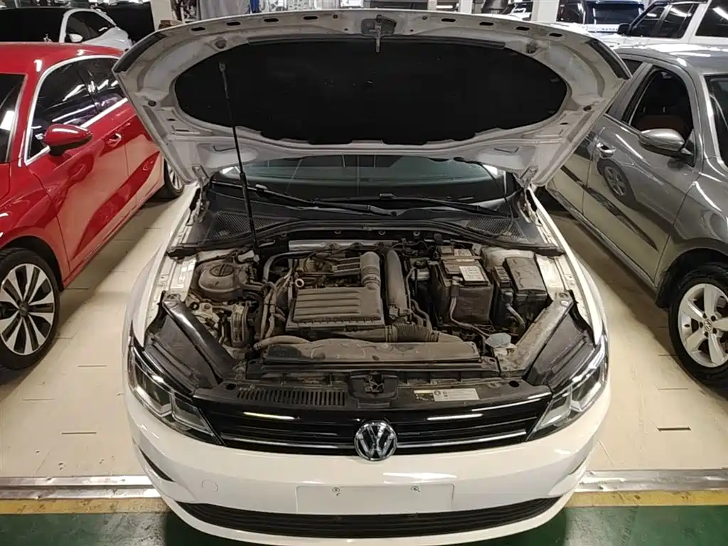 Volkswagen Lamando 2017 230TSI DSG Trend Edition фото 20