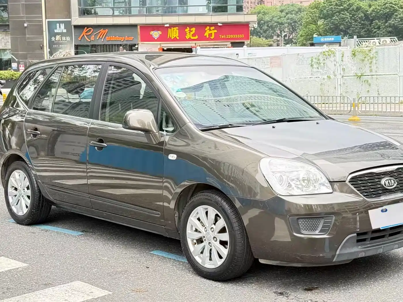 Kia Carens 2011 2011 1.6L 5-seat Automatic Comfort