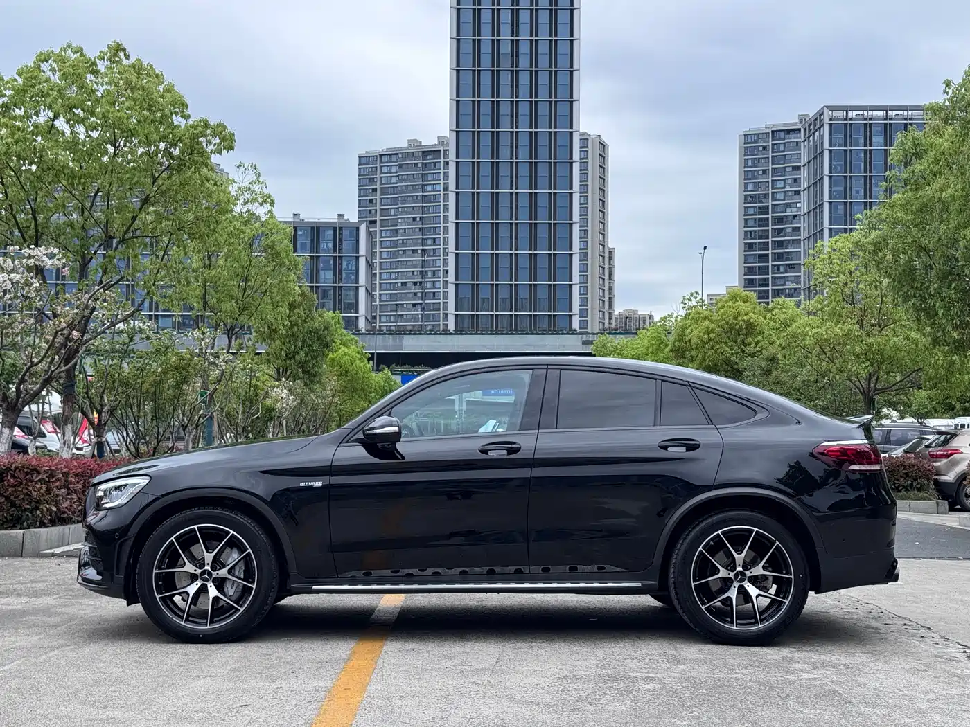 MERCEDES-BENZ GLC COUPE AMG